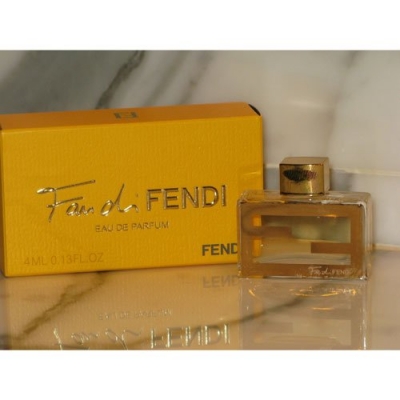 Fan di Fendi miniature for women-مینیاتوری فن دي فندی زنانه