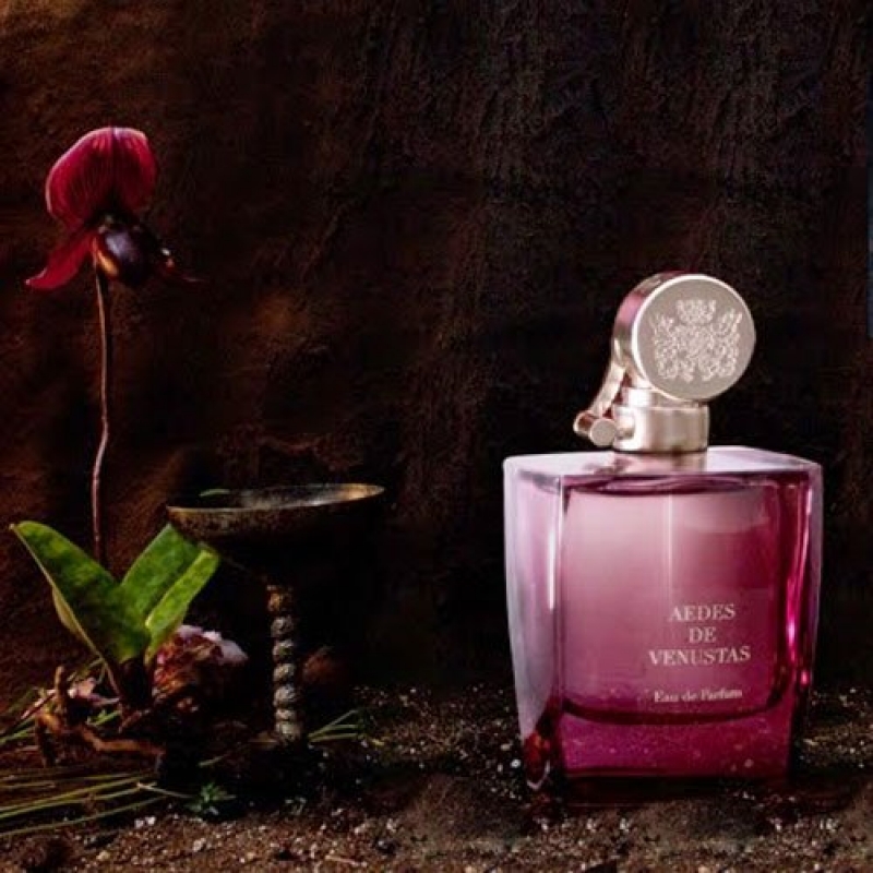 Aedes De Venustas Woman-آدس د ونوستاس زنانه