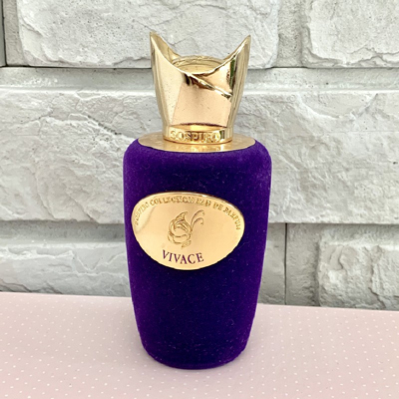 ویواچی سوسپیرو پرفیومز زنانه و مردانه ویواچی سوسپیرو پرفیومز زنانه و مردانه