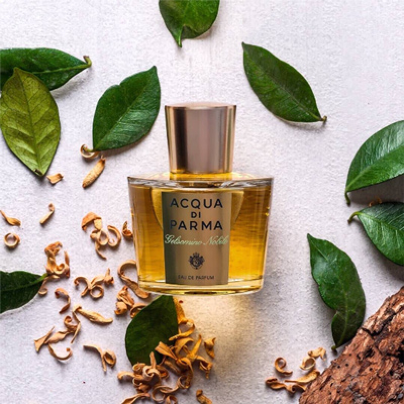 آکوا دی پارما گلسومینو نوبیل زنانه آکوا دی پارما گلسومینو نوبیل زنانه