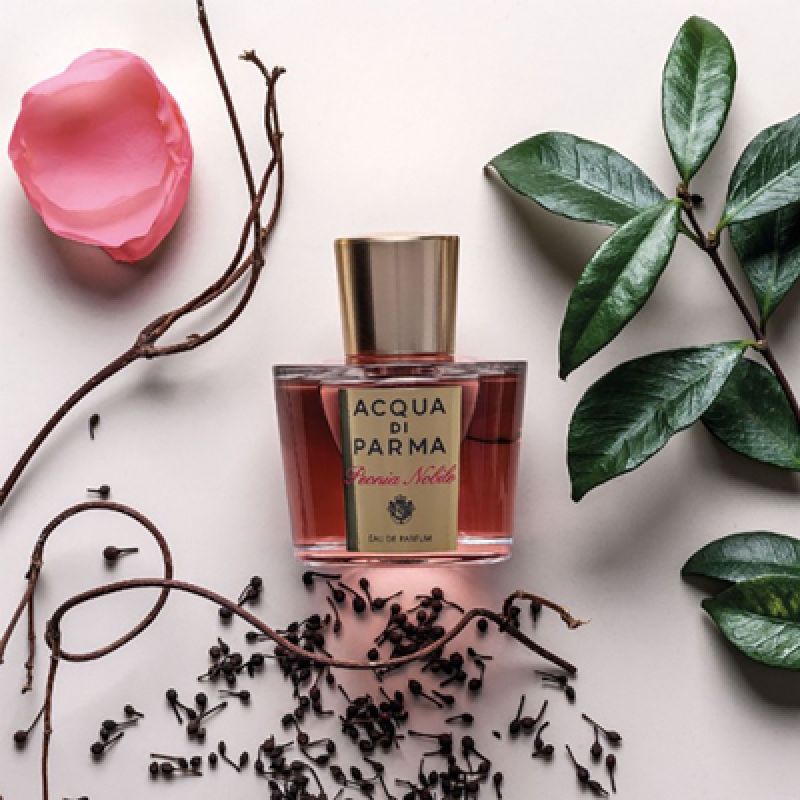 پونیا نوبیل آکوا دی پارما زنانه پونیا نوبیل آکوا دی پارما زنانه