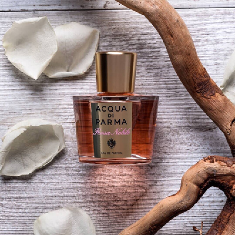 رزا نوبیل آکوا دی پارما زنانه رزا نوبیل آکوا دی پارما زنانه