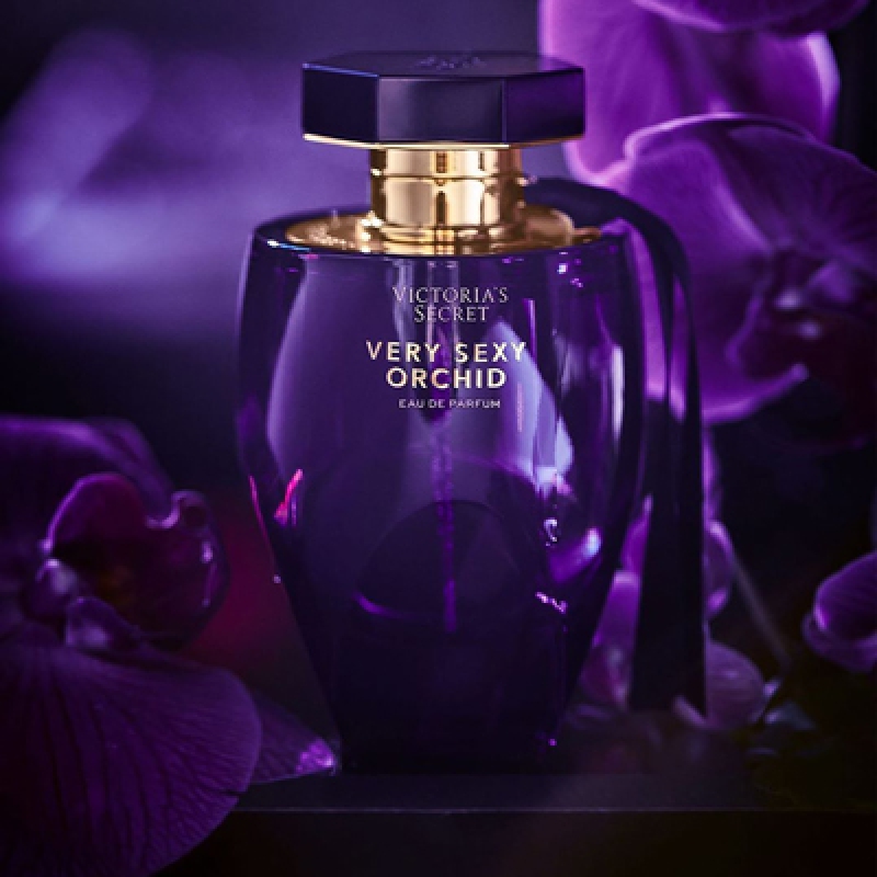 وری سکسی ارکید ویکتوریا سکرت زنانه وری سکسی ارکید ویکتوریا سکرت زنانه