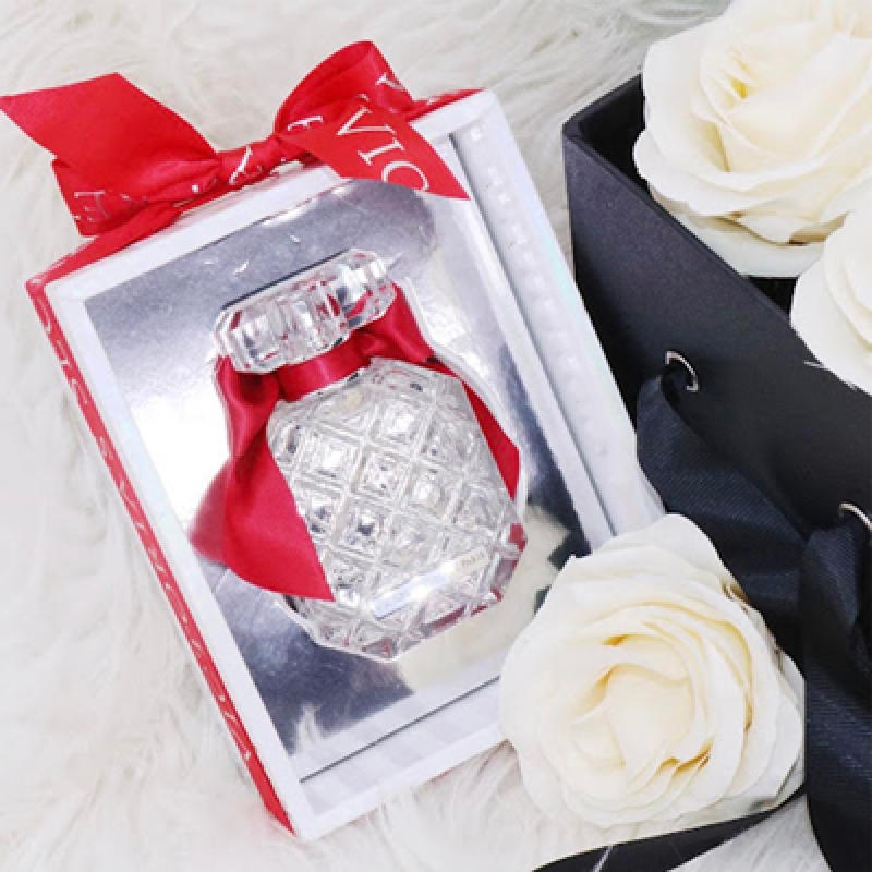 ویکتوریا سکرت پاریس زنانه ویکتوریا سکرت پاریس زنانه