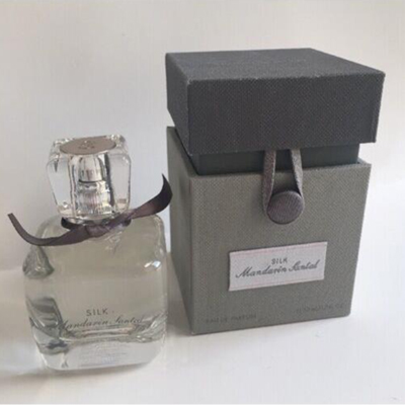 سیلک ماندارین سانتال ویکتوریا سکرت زنانه سیلک ماندارین سانتال ویکتوریا سکرت زنانه