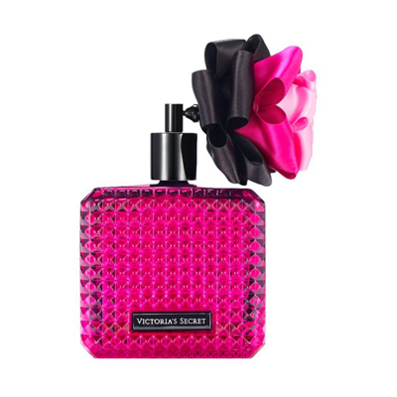 اسکندلوس در ویکتوریا سکرت زنانه اسکندلوس در ویکتوریا سکرت زنانه