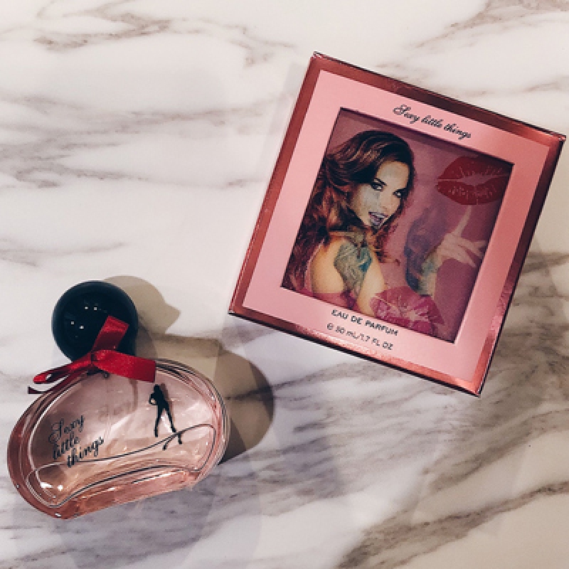 سکسی لیتل تینگز ویکتوریا سکرت زنانه سکسی لیتل تینگز ویکتوریا سکرت زنانه