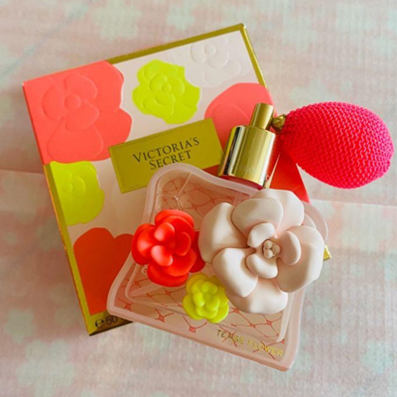 تیز فلاور ویکتوریا سکرت زنانه تیز فلاور ویکتوریا سکرت زنانه