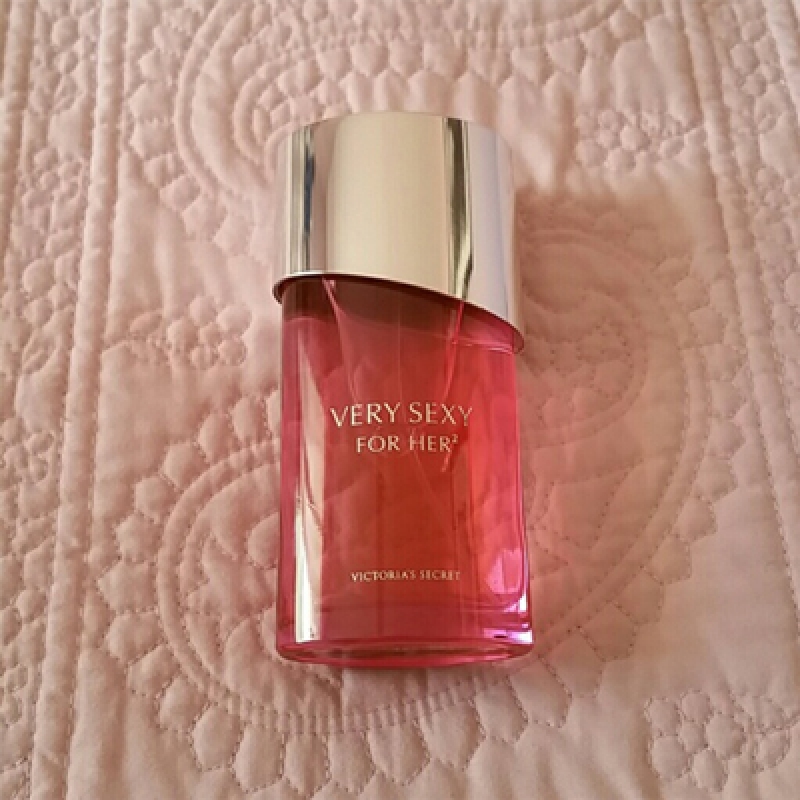 وری سکسی فور هر 2 ویکتوریا سکرت زنانه وری سکسی فور هر 2 ویکتوریا سکرت زنانه