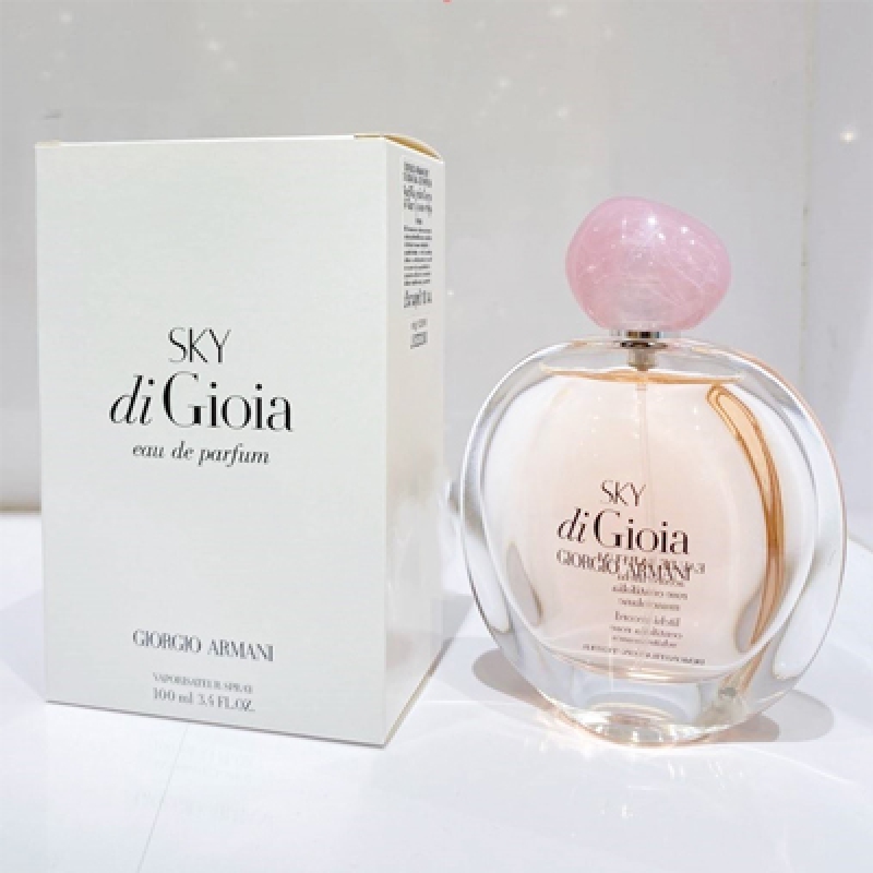 اسکای دی جیویا جورجیو آرمانی زنانه اسکای دی جیویا جورجیو آرمانی زنانه