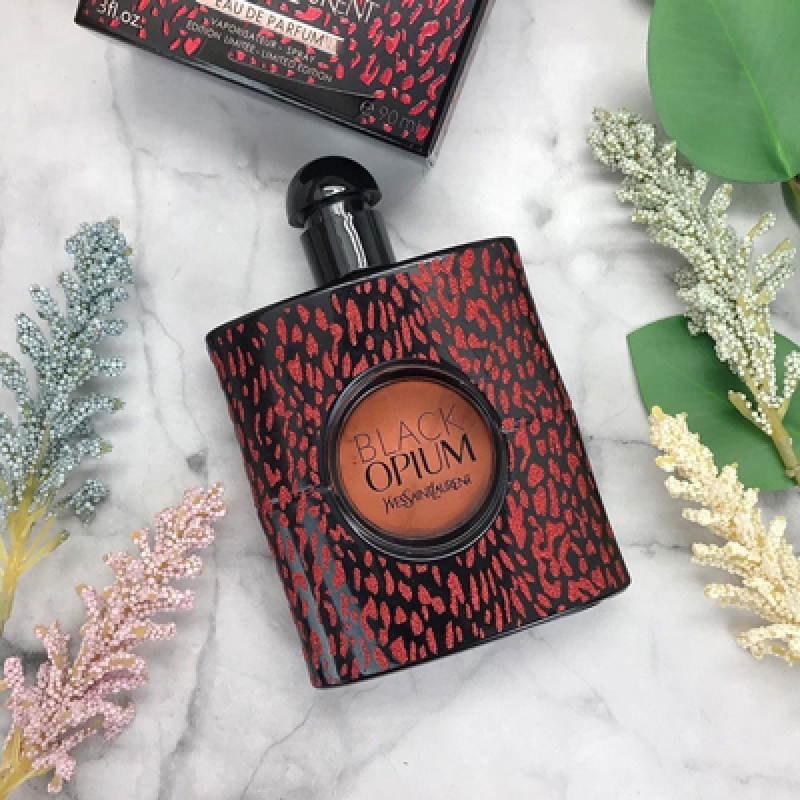 بلک اوپیوم بیبی کت کالکتور ایو سن لورن زنانه بلک اوپیوم بیبی کت کالکتور ایو سن لورن زنانه