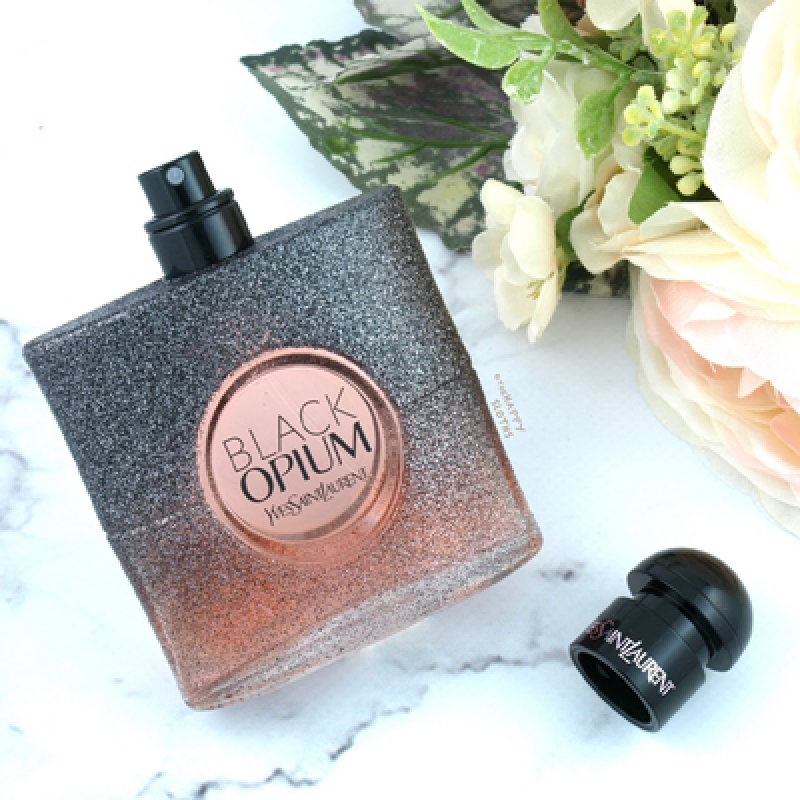 بلک اوپیوم فلورال شاک ایو سن لورن زنانه بلک اوپیوم فلورال شاک ایو سن لورن زنانه