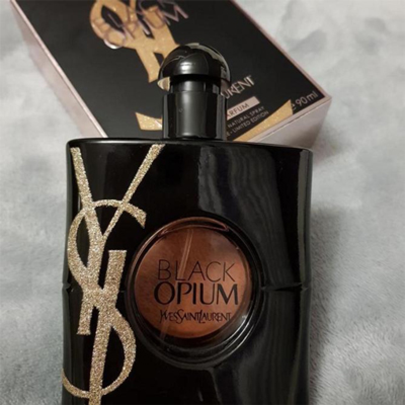 بلک اوپیوم گلد اترکشن ادیشن ایو سن لورن زنانه بلک اوپیوم گلد اترکشن ادیشن ایو سن لورن زنانه