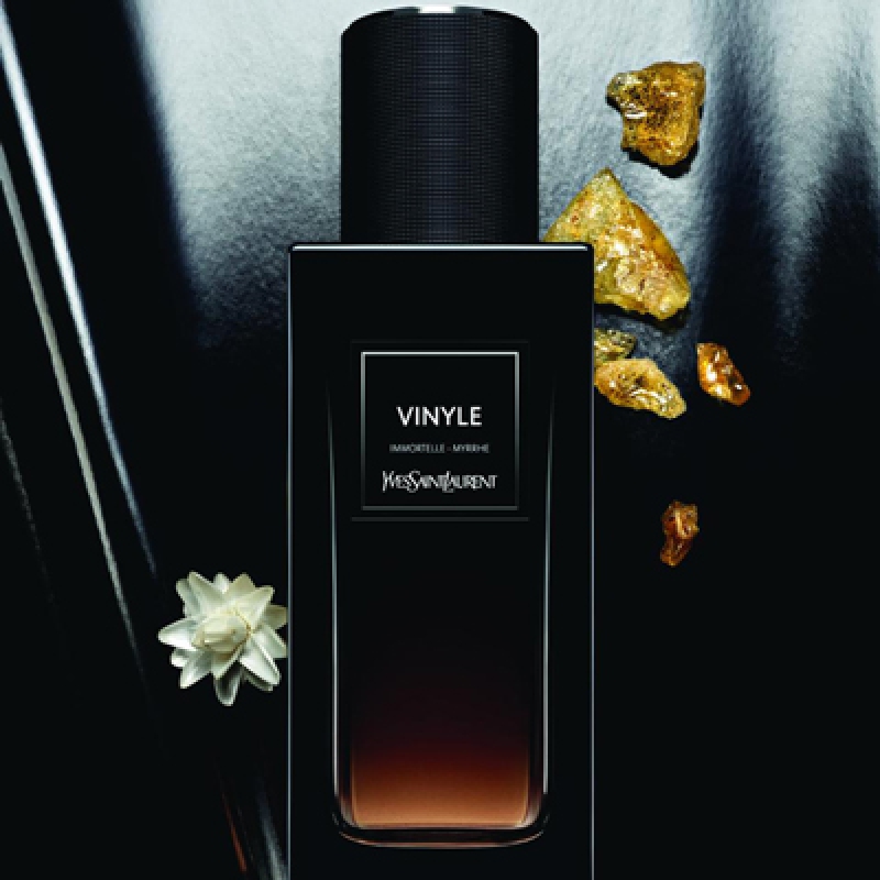 وینیل ایو سن لورن زنانه و مردانه وینیل ایو سن لورن زنانه و مردانه