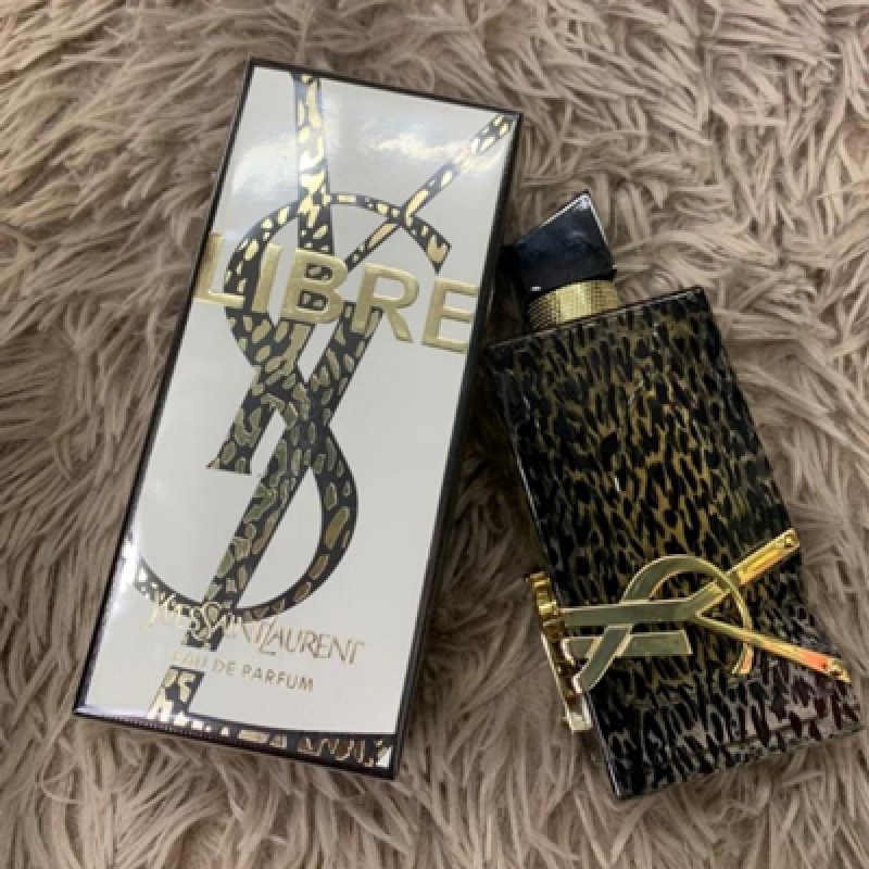 لیبر ادوپرفیوم کالکتور ادیشن (درس می وایلد) ایو سن لورن زنانه لیبر ادوپرفیوم کالکتور ادیشن (درس می وایلد) ایو سن لورن زنانه