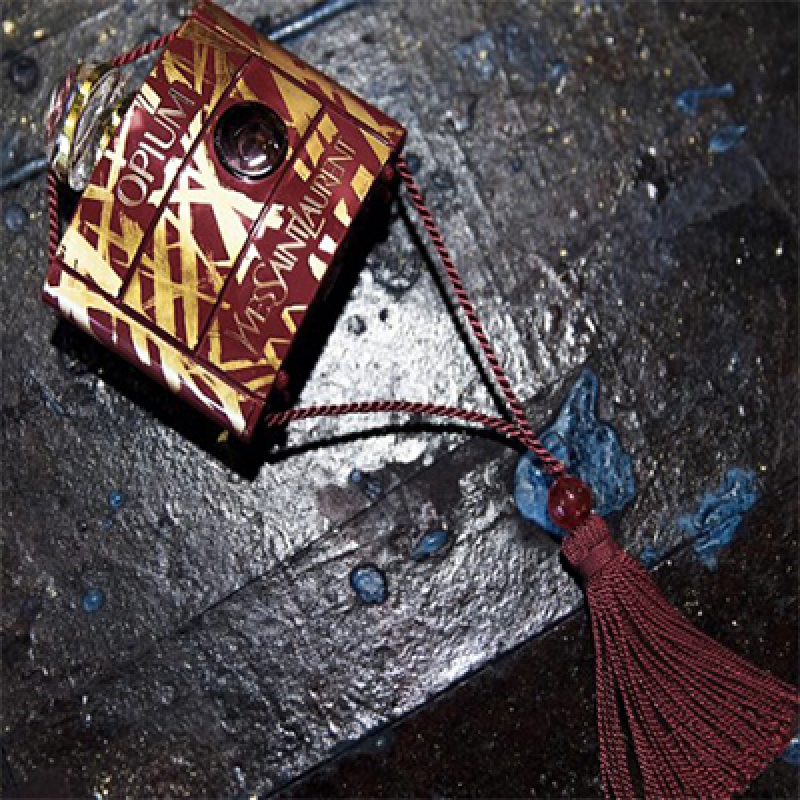 اوپیوم اکستریت دی پرفیوم 40 انیورساری ادیشن ایو سن لورن زنانه اوپیوم اکستریت دی پرفیوم 40 انیورساری ادیشن ایو سن لورن زنانه