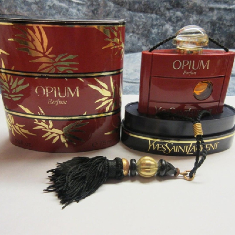 اوپیوم پرفیوم ایو سن لورن زنانه اوپیوم پرفیوم ایو سن لورن زنانه
