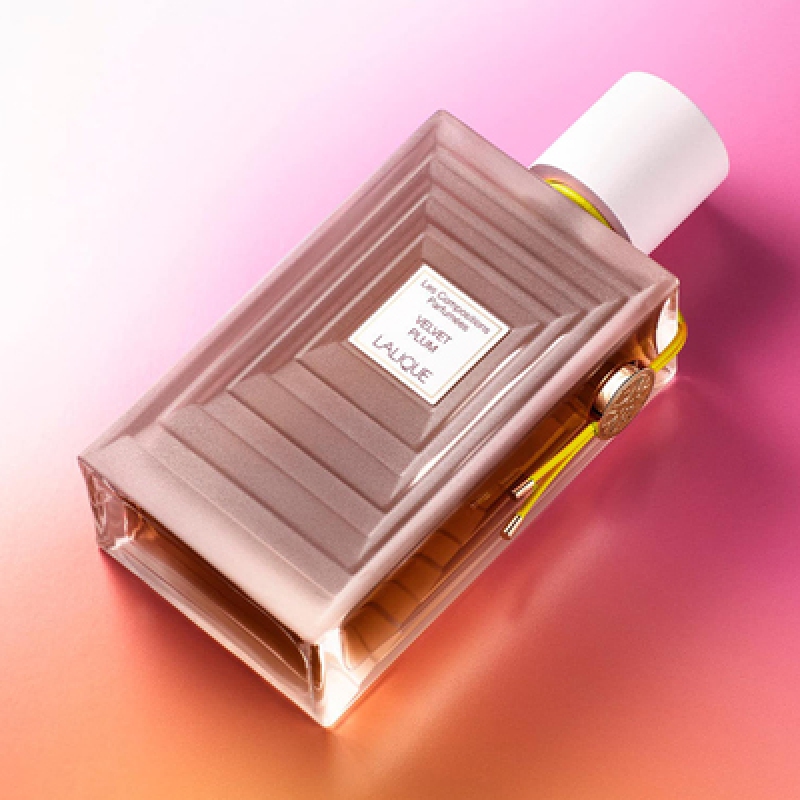 ولوت پلام لالیک زنانه ولوت پلام لالیک زنانه