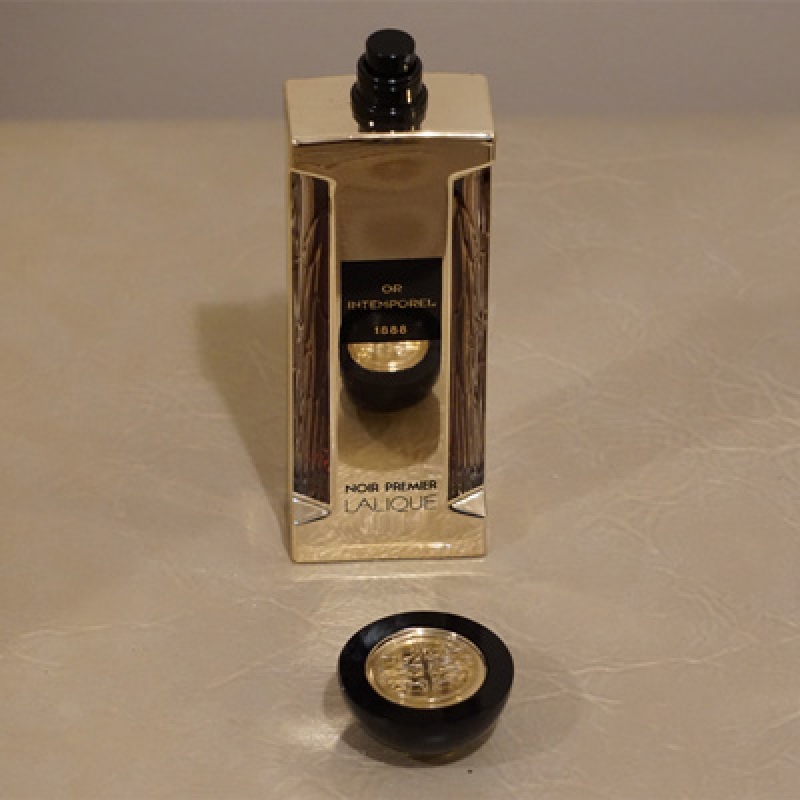 لالیک نویر پرمیر اور اینتمپورل 1888 زنانه و مردانه لالیک نویر پرمیر اور اینتمپورل 1888 زنانه و مردانه